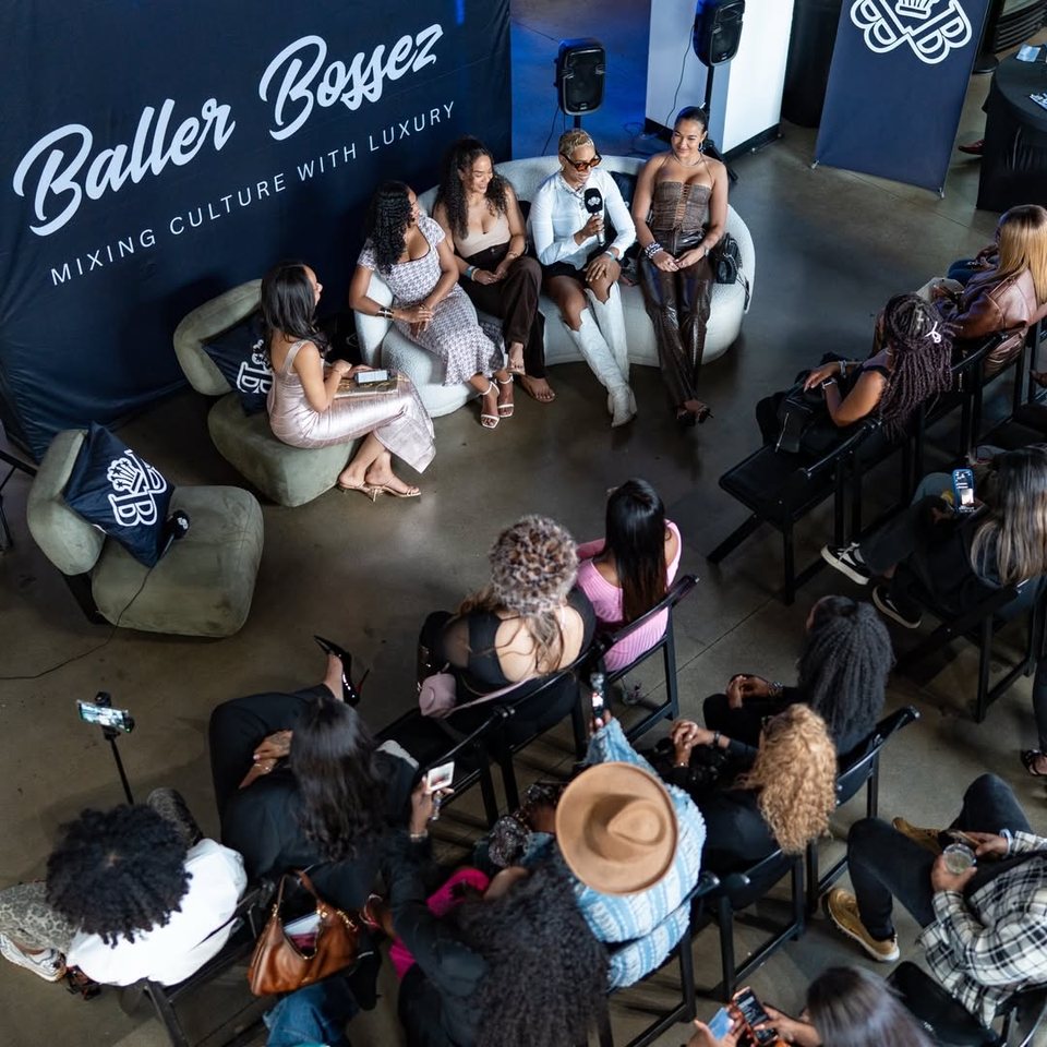 The women's panel from above
